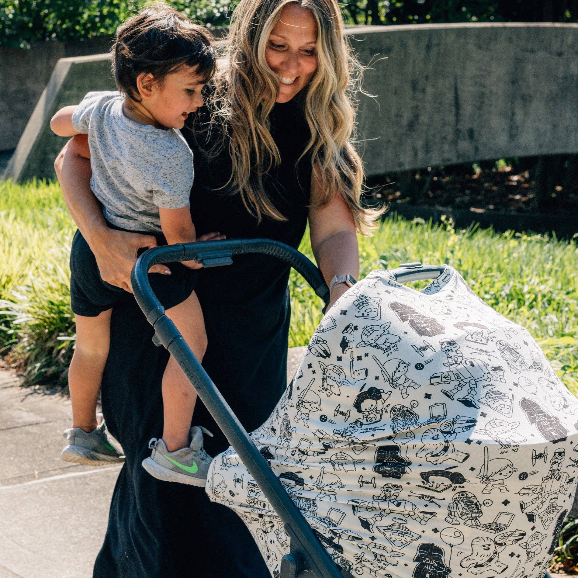 STAR WARS™ 5-in-1 Multifunctional Cover Galaxy Games