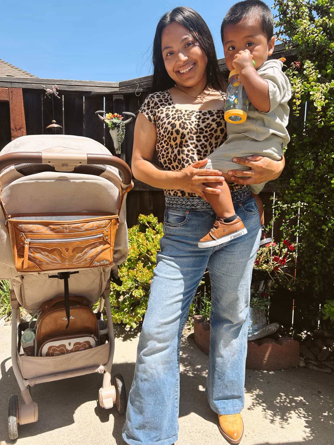 Nash Saddle Adjustable Travel Stroller + Wagon Caddy