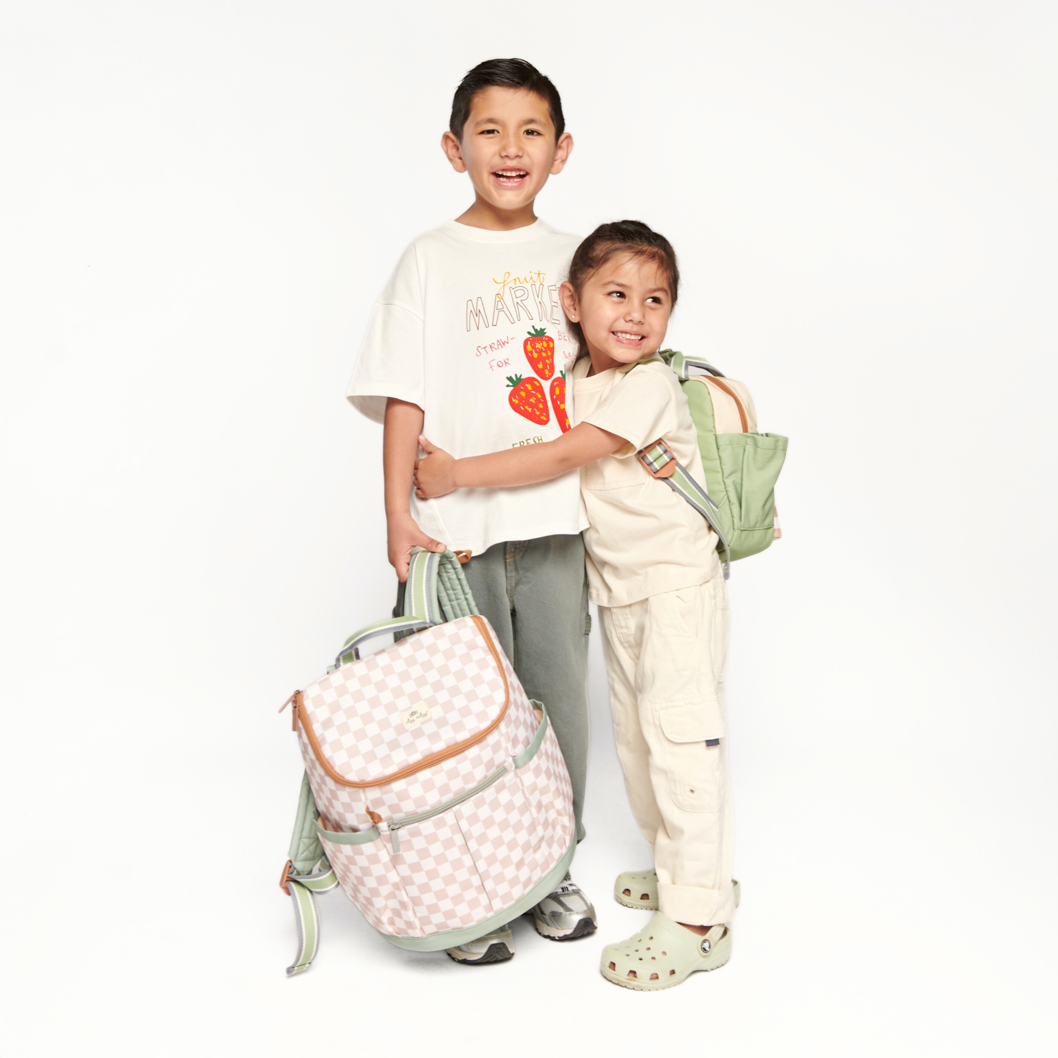 Itzy Explorer Big Kids Backpack: Check Yes!