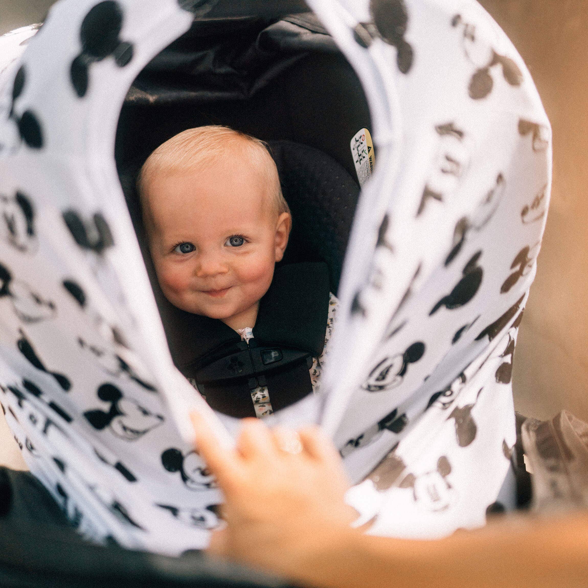 Disney 5-in-1 Multifunctional Cover Mickey Mouse Sketch