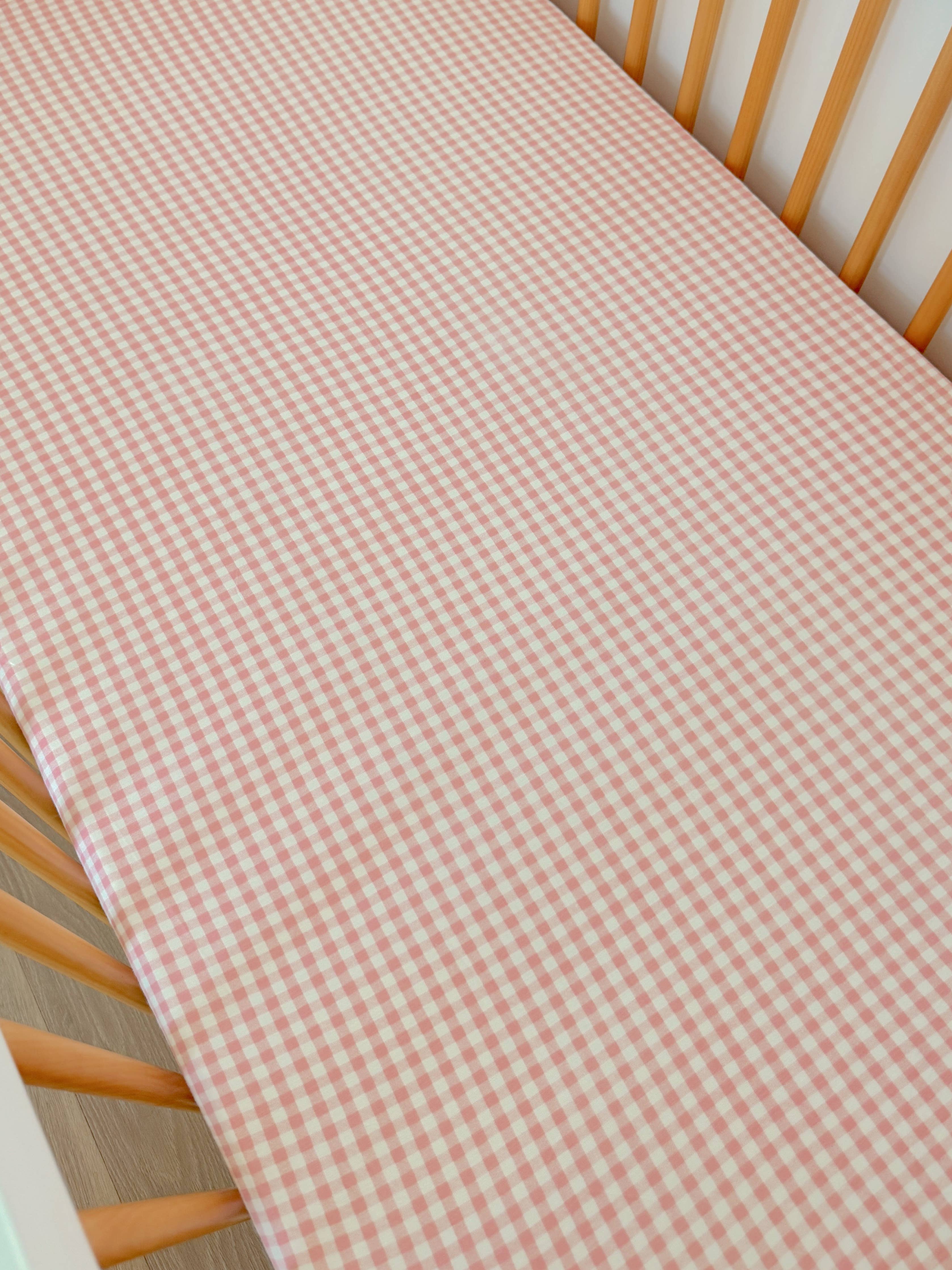 Stretch Crib Sheet - Pink Gingham