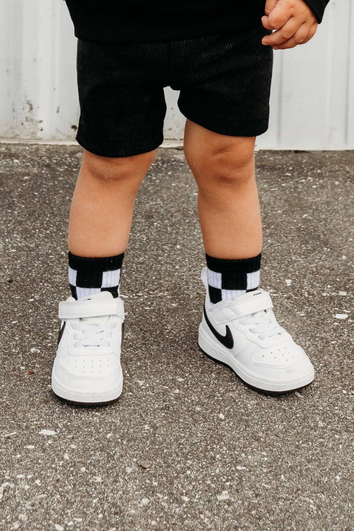 CHECK MATE • SOCKS: S