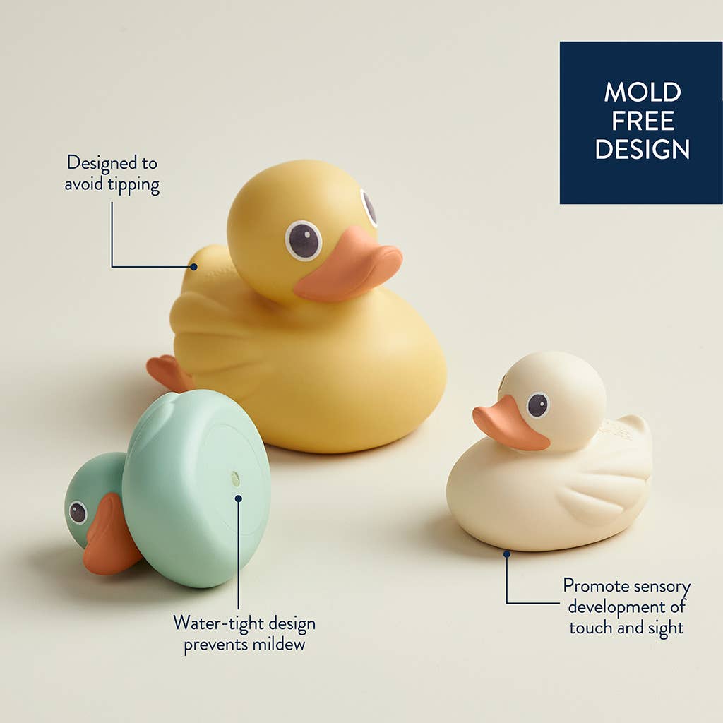Itzy Ducky Family™ - Bath + Water Table Toys