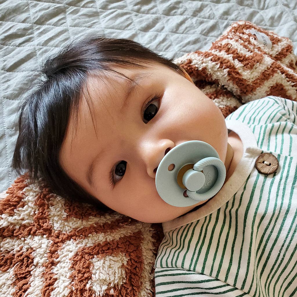 Itzy Soother Natural Rubber Paci Sets