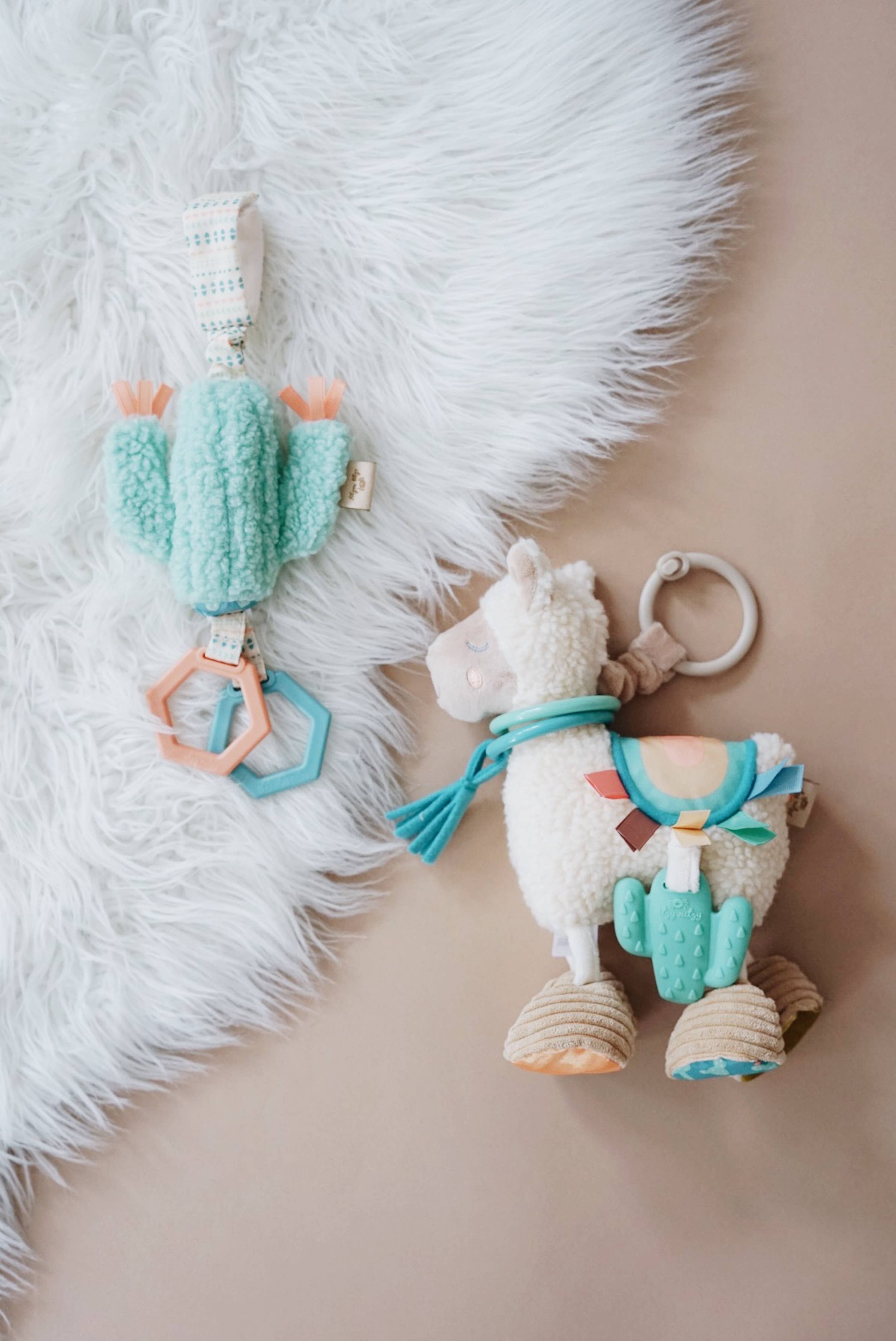 Itzy Friends Link & Love™ Activity Plush with Teether Toy - unicorn