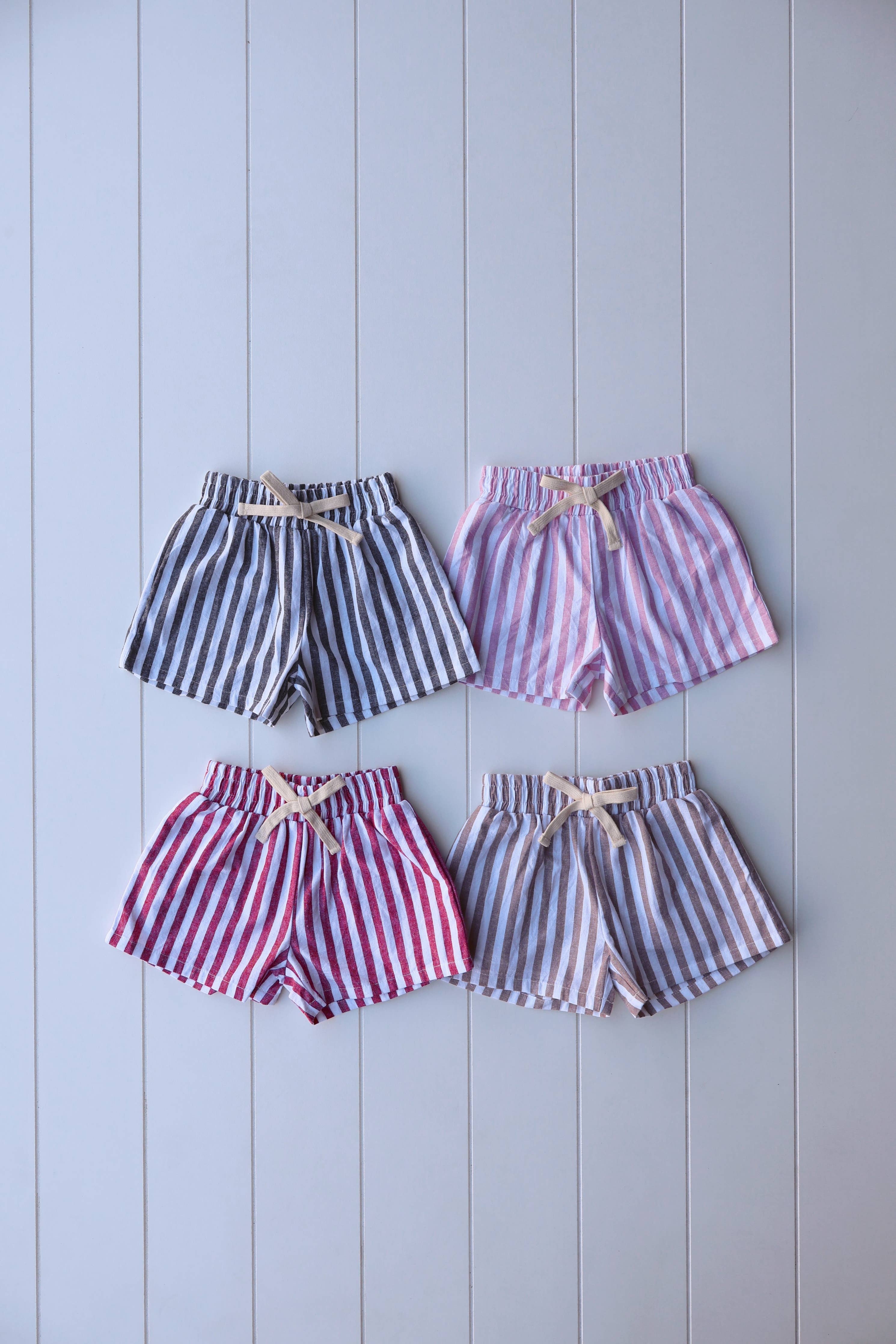 Vintage Stripe Shorts: Black