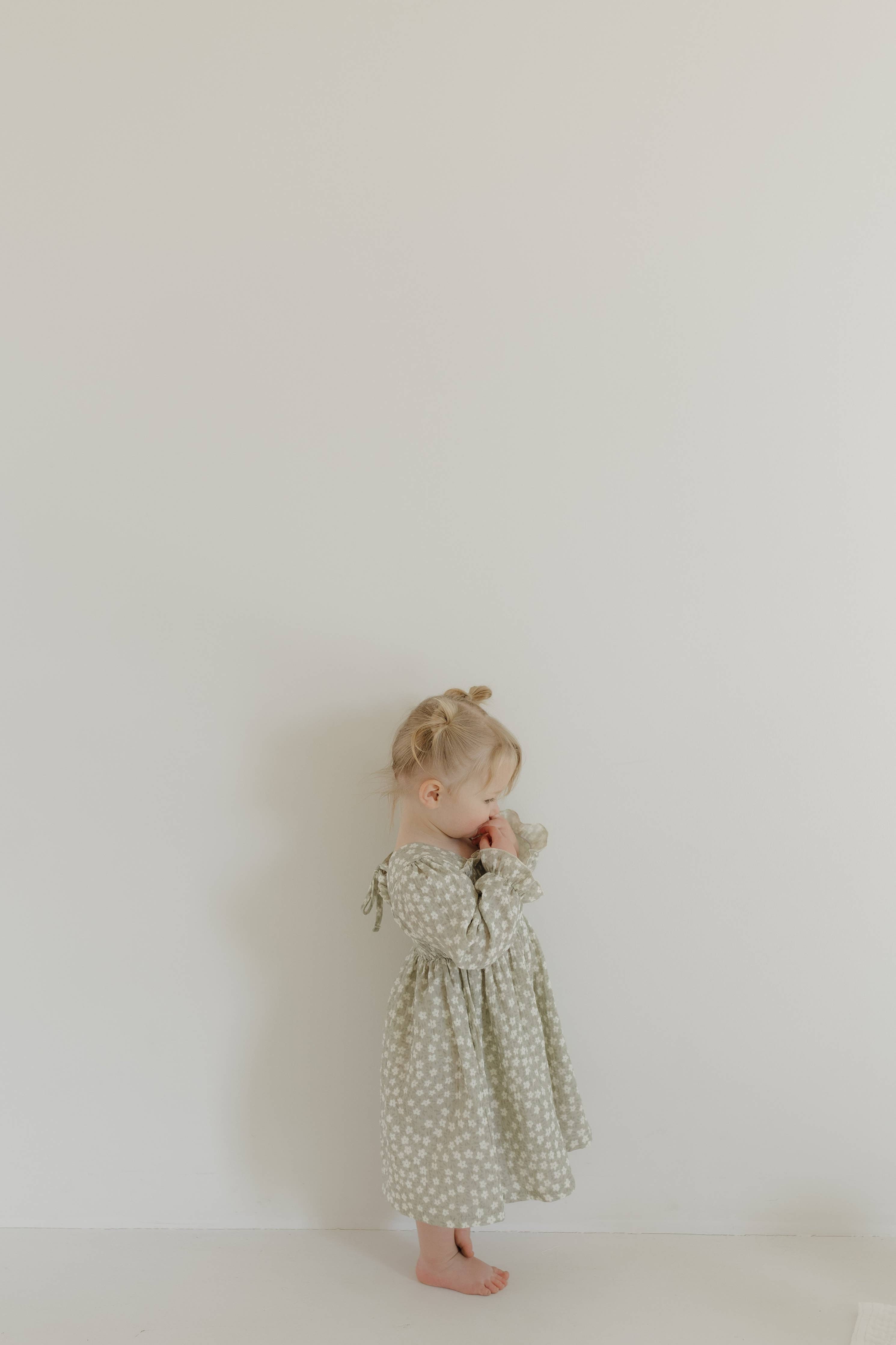 Child Dress | French Gray Floral: 4/5 Years
