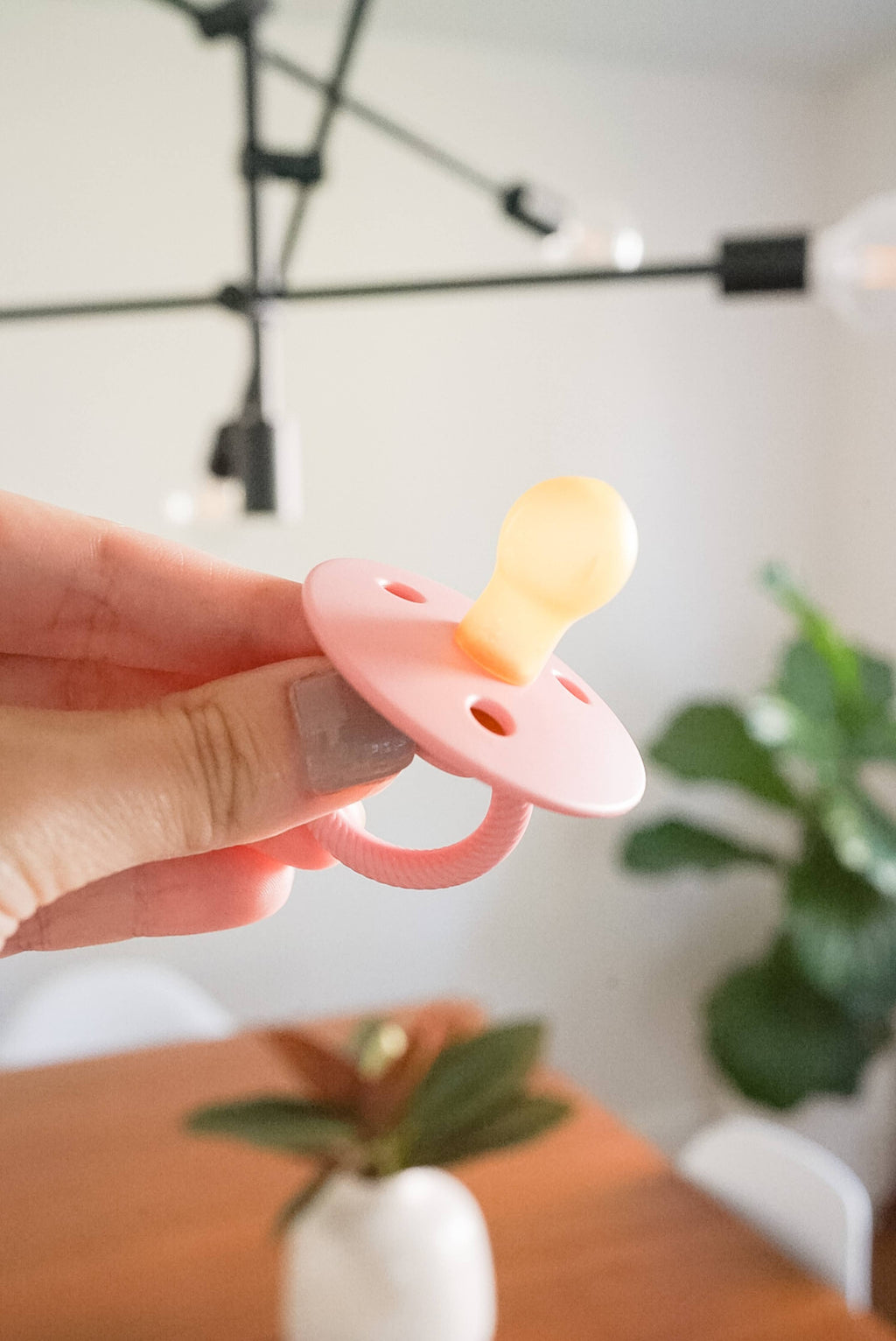 Itzy Soother Natural Rubber Paci Sets