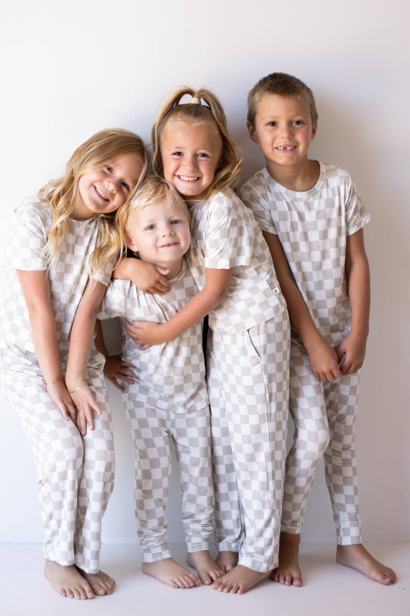 Bamboo Two Piece Lounge Set : Checkered
