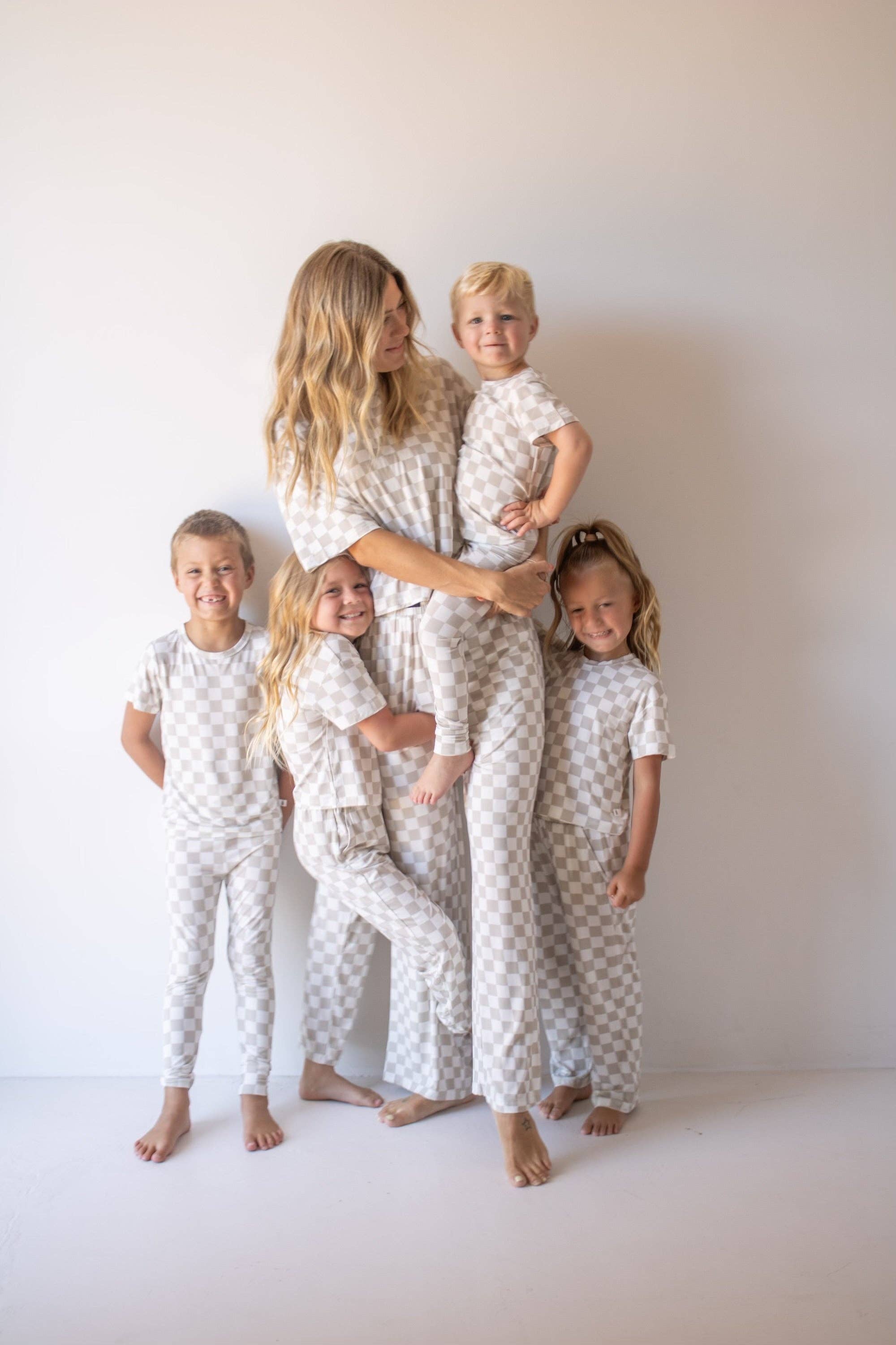 Bamboo Two Piece Lounge Set : Checkered