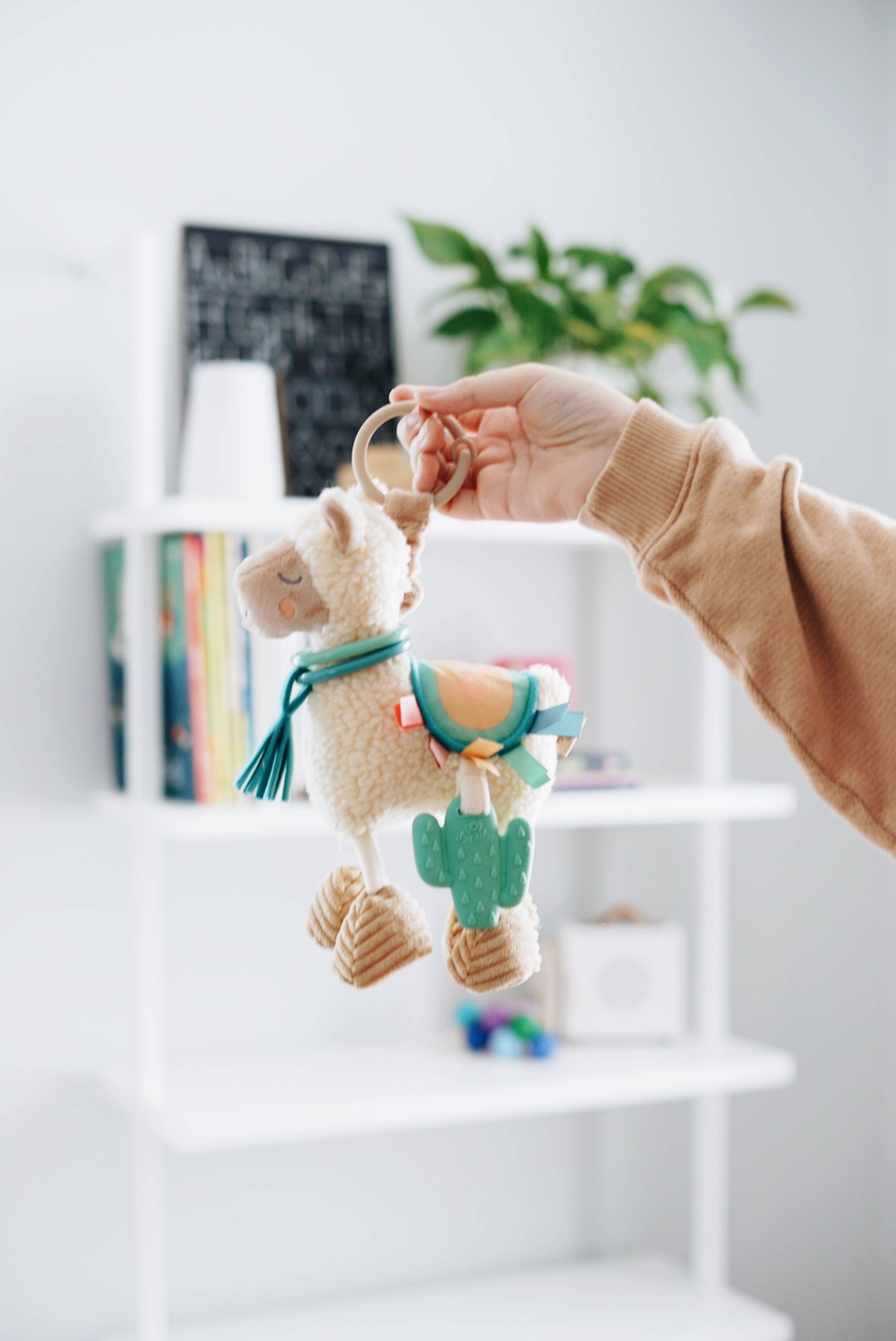 Itzy Friends Link & Love™ Activity Plush with Teether Toy - unicorn
